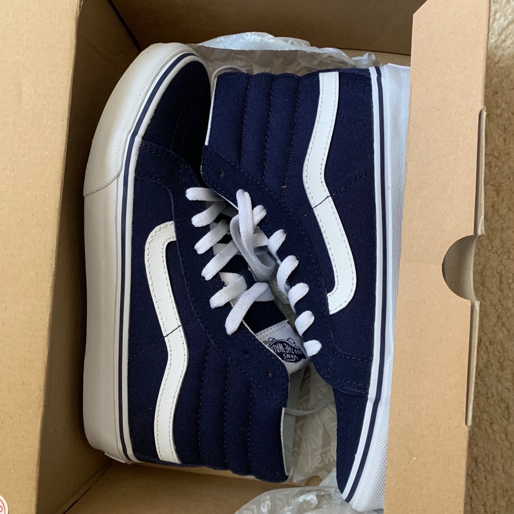 Women Vans high top shoe